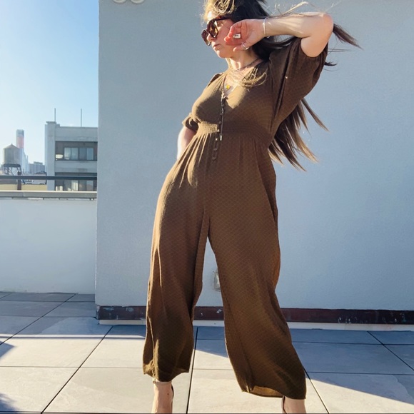 UO Vintage Bell Sleeve V-neck Earthy Jumpsuit Long Legs - Picture 2 of 16